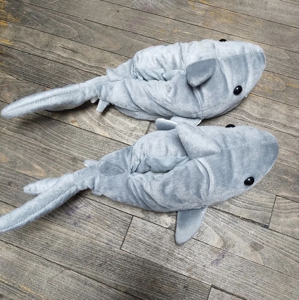 Comfy Feet Shark Animal Gray Kids Slippers